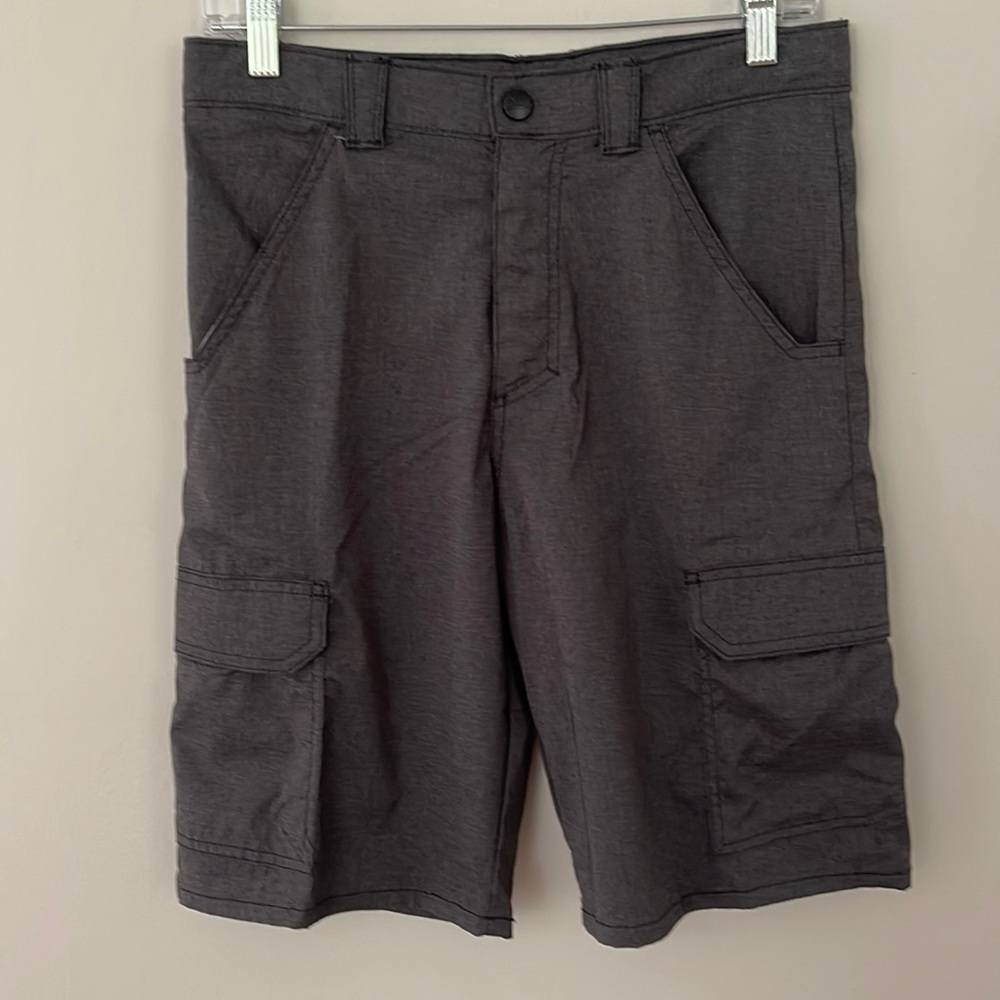 NWOT, Wrangler Boys cargo shorts, size 16 regular, gray